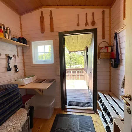 Breidablikk, Quiet Retreat Surrounded By Nature Nyaraló