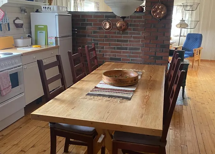 Feriehus Breidablikk, Quiet Retreat Surrounded By Nature Etnedal