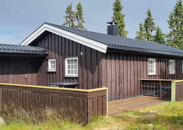 Breidablikk, Quiet Retreat Surrounded By Nature Feriehus *